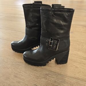 Black Mid-Calf Platform Heel Boots with Buckle